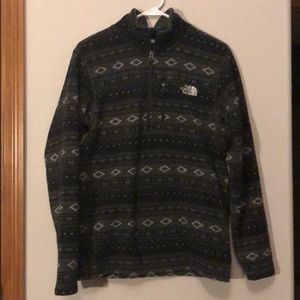 LIMITED North Face Pullover